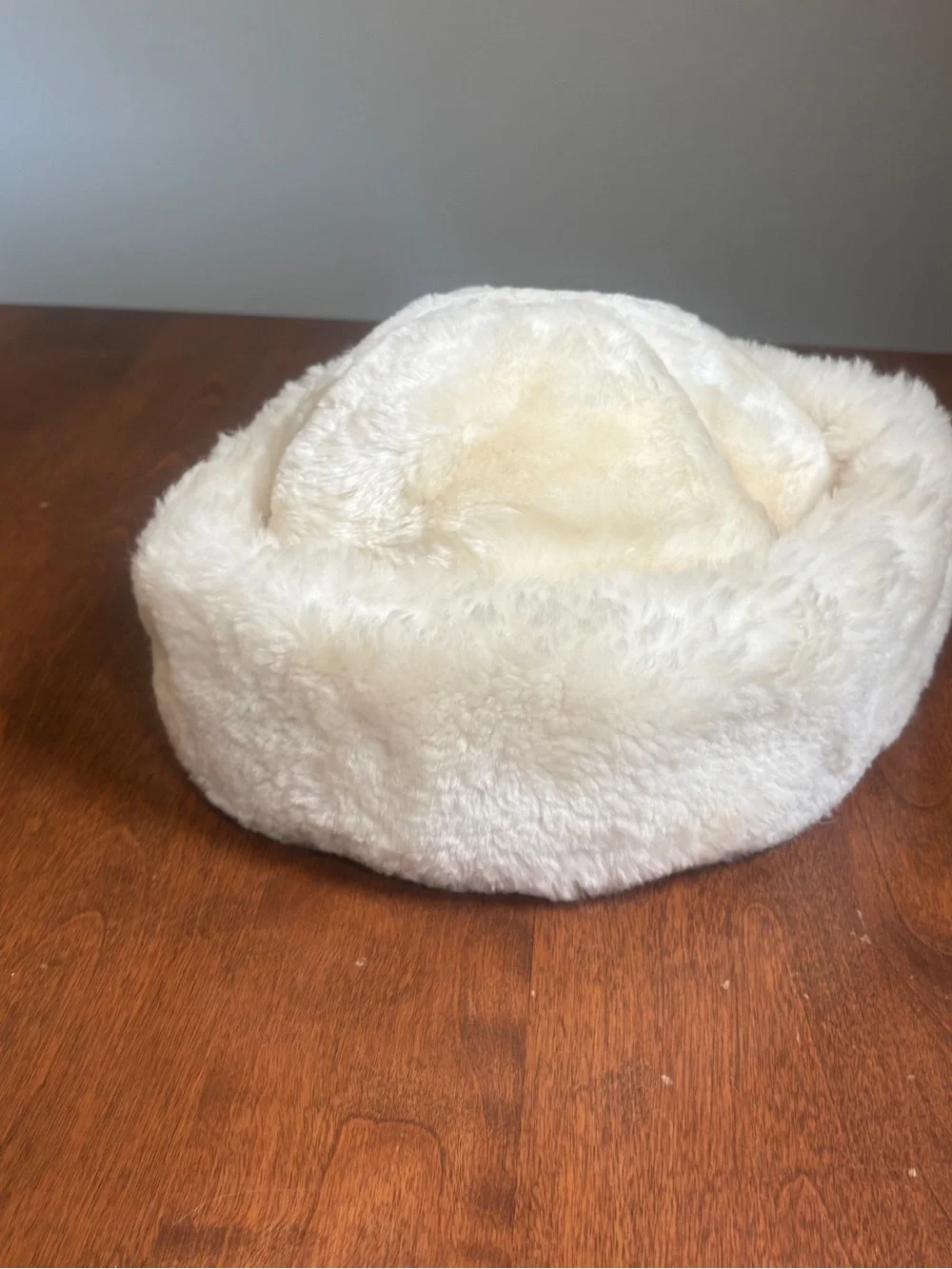 Source Unknown Cream Faux Fur Bucket Hat